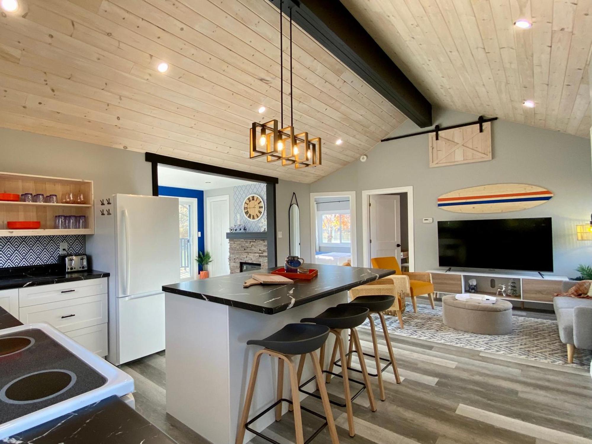 Creekside Cottage - Kayak, Sup, Fishing, Game Room, Steps To The Beach Kingsville Exteriér fotografie